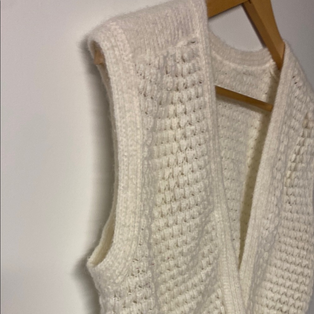 Vintage Hand Knit Women's Cream Sweater Vest - Picture 3 of 7